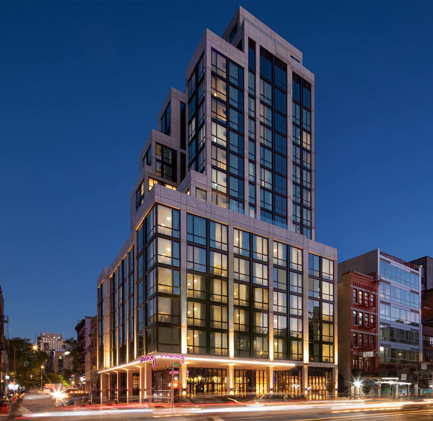 洋楽 EAST TEMPLE AVENUE BOTHSIDES OF MIDNIGHT Opulent Upper East Side mansion once listed for $114M, now